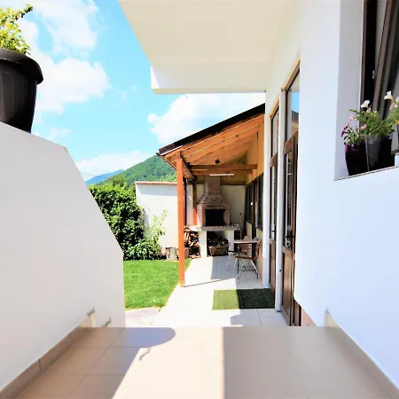 Homestay Casa Miraj Calimanesti
